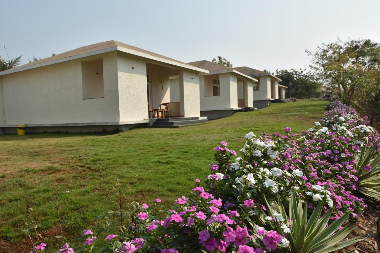 Samudra Resorts And Spa Пури Екстериор снимка